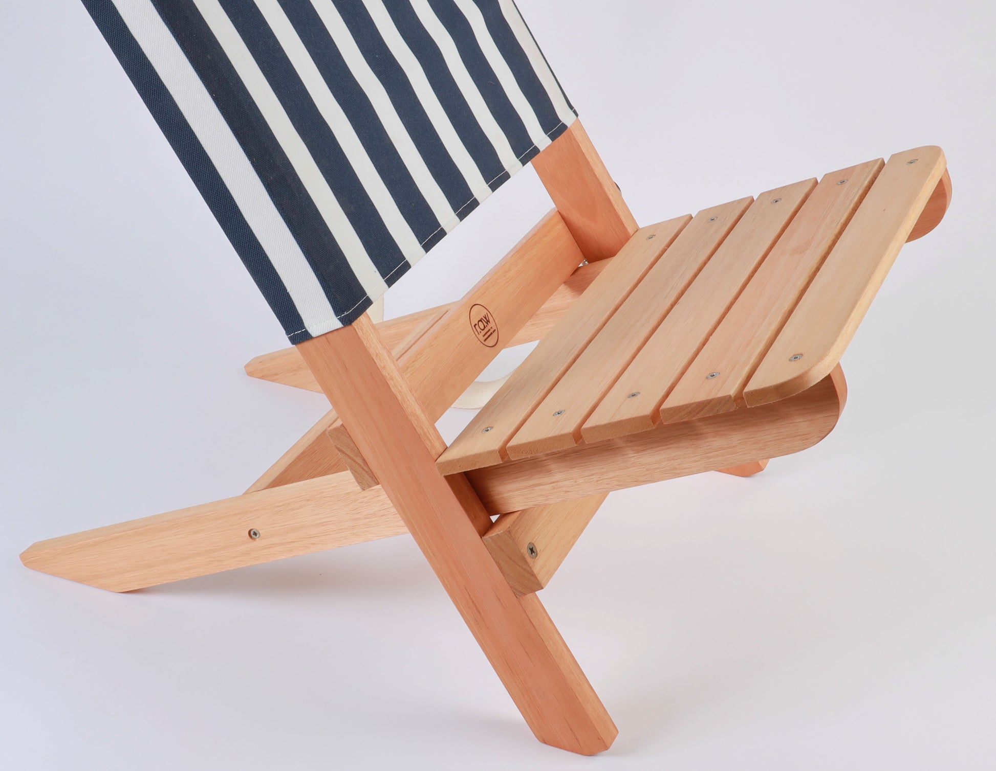 Strandstuhl aus Südafrika aus edlem Holz in Navy Bezug