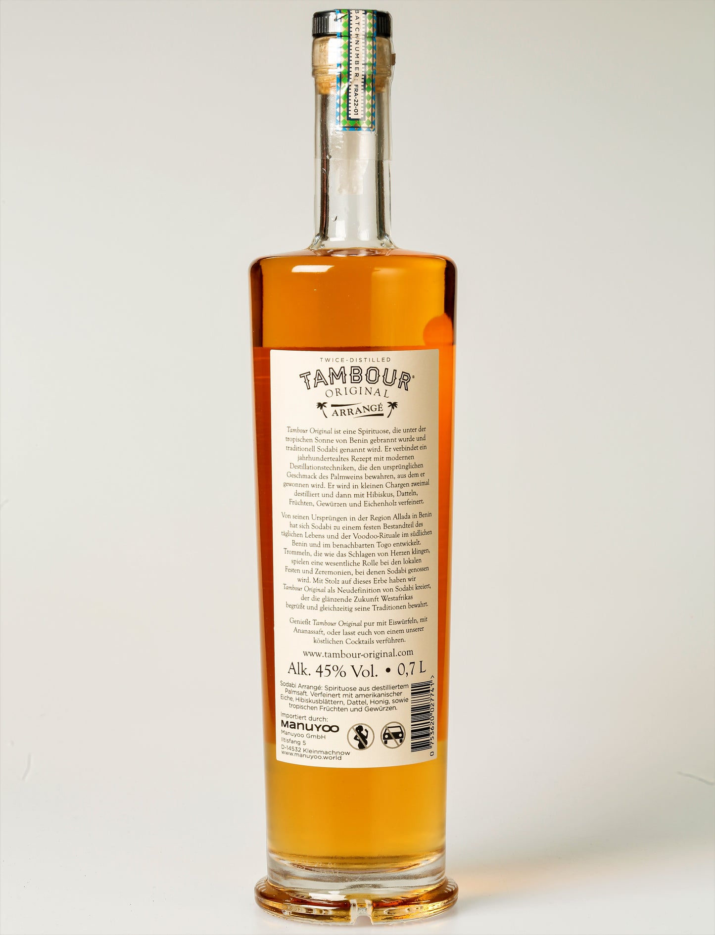 Tambour Sodabi Label welches auf einer Flasche gedruckt und die Geschichte beschreibt. 