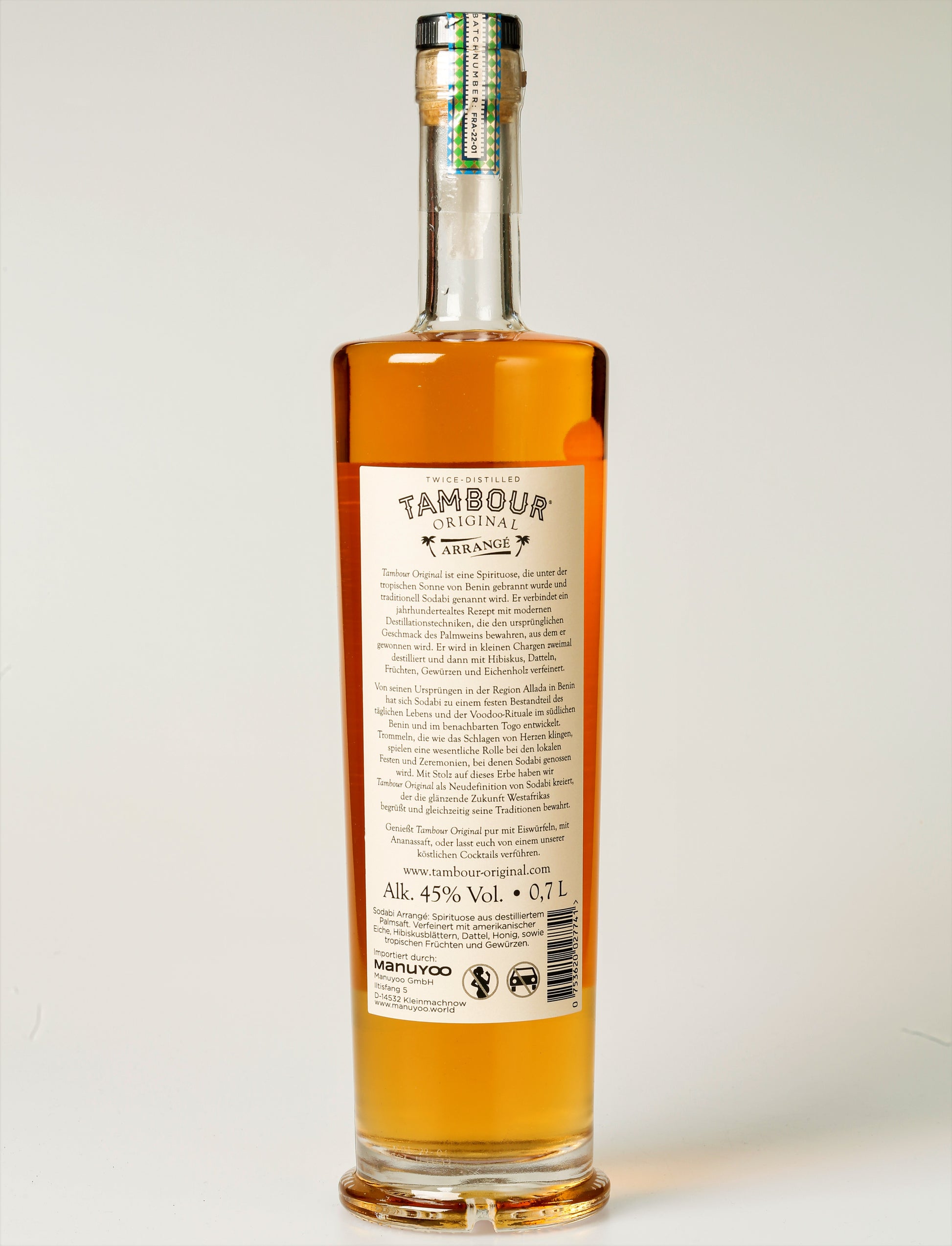 Tambour Sodabi Label welches auf einer Flasche gedruckt und die Geschichte beschreibt. 