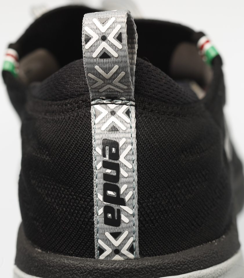 Lapatet - the performance running shoe